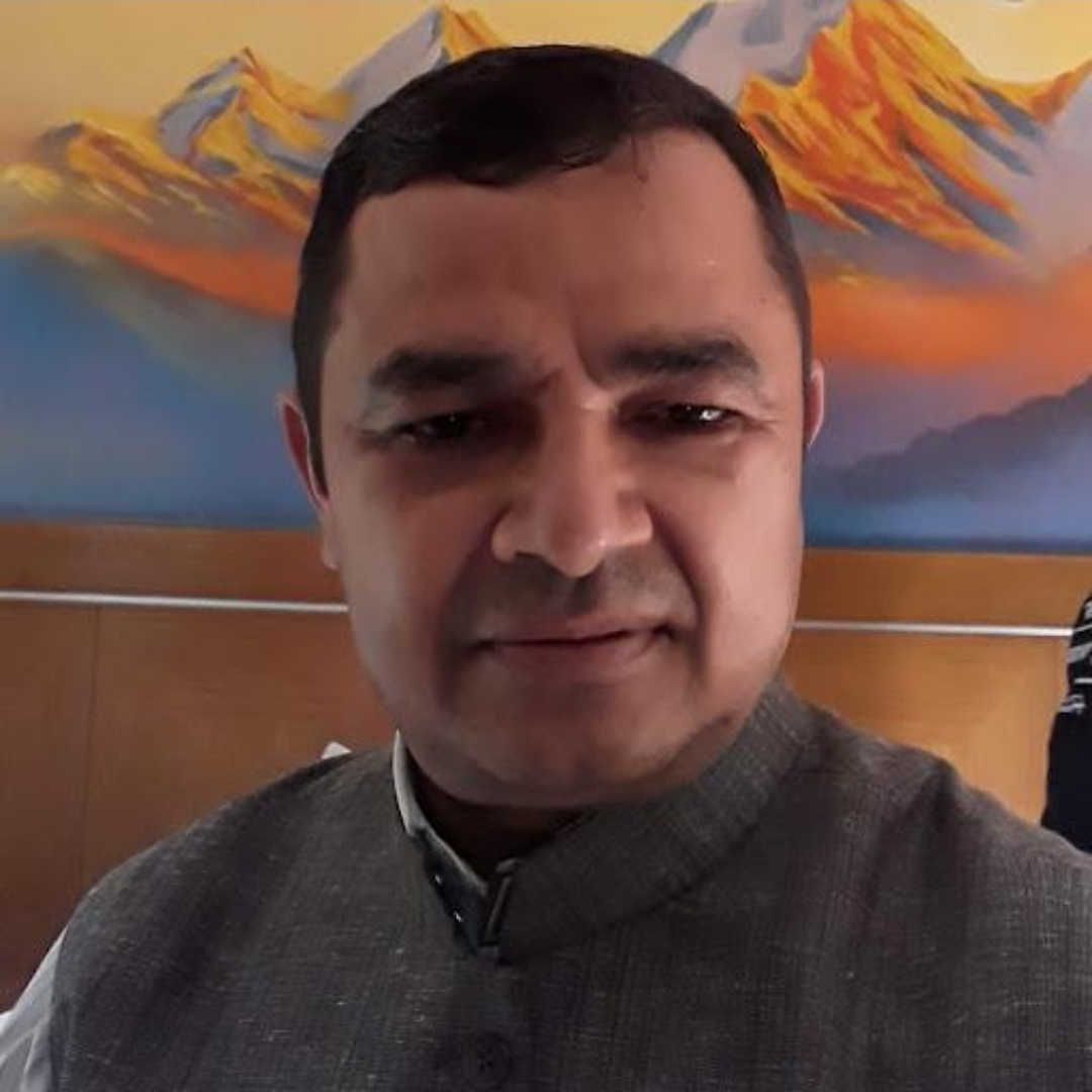 महेश ढुङ्गाना