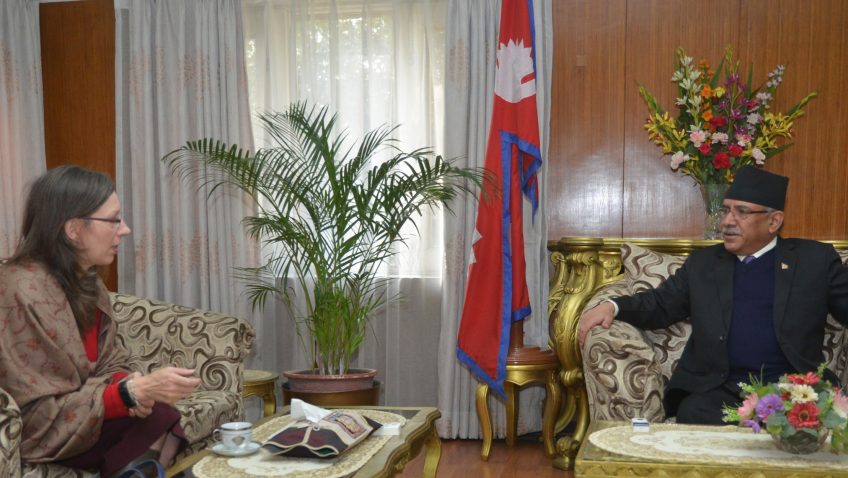 प्रधानमन्त्रीसँग अमेरिकी राजदूत टेप्लिसको भेट