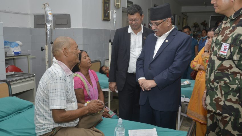 बत्तीले अध्याँरो नछिचोलेको जनगुनासोतिर सोचौं,‘प्रधानमन्त्री’