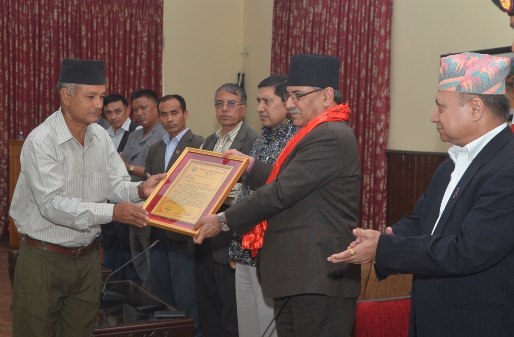 ‘आरुघाटको स्मृति राजनीतिक जीवनमा उर्जा’ – प्रधानमन्त्री