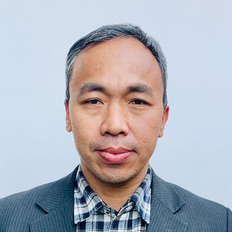 श्री ज्ञानेन्द्र पुनमगर