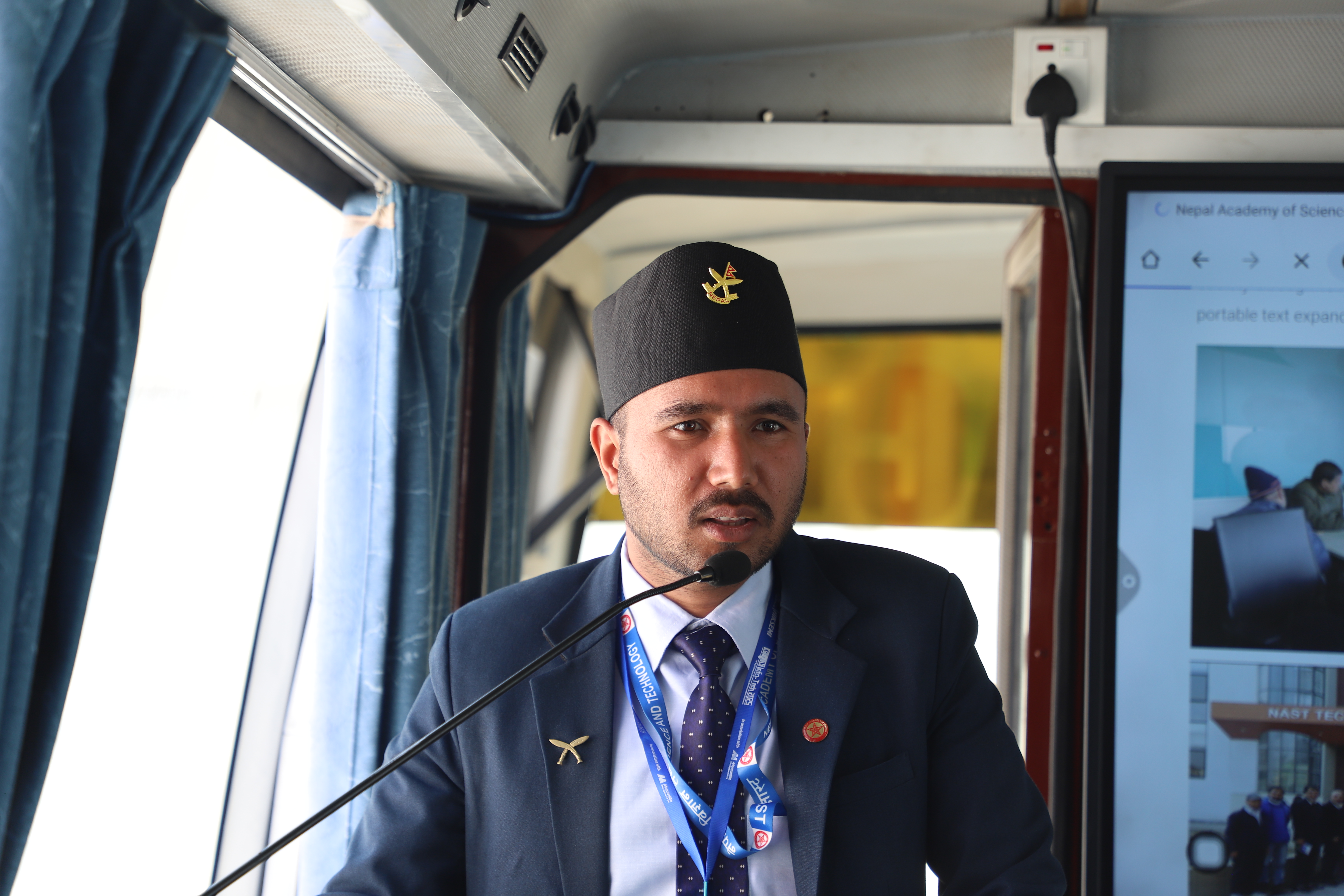 नरेश कोइराला