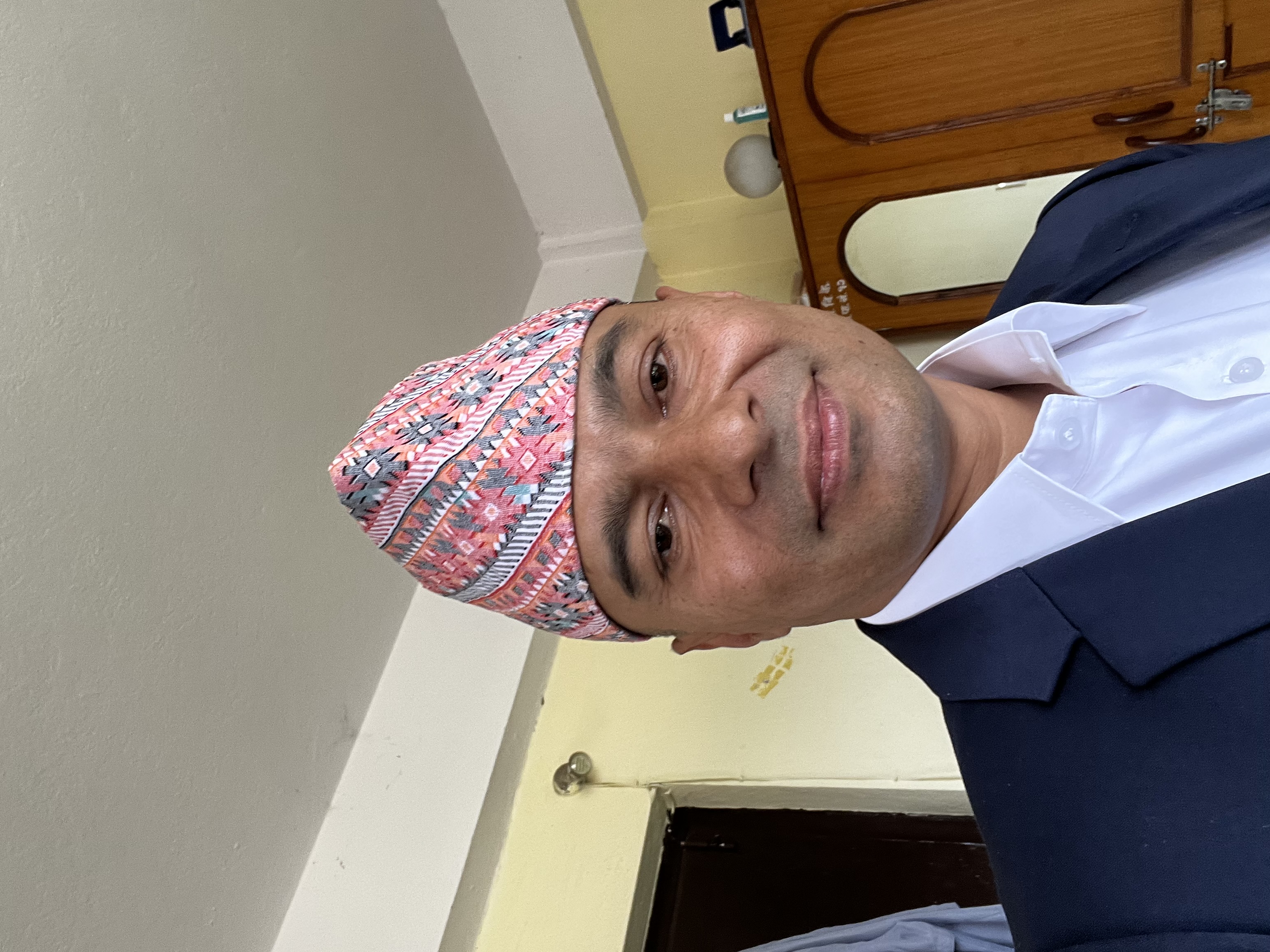 श्री नविन अधिकारी