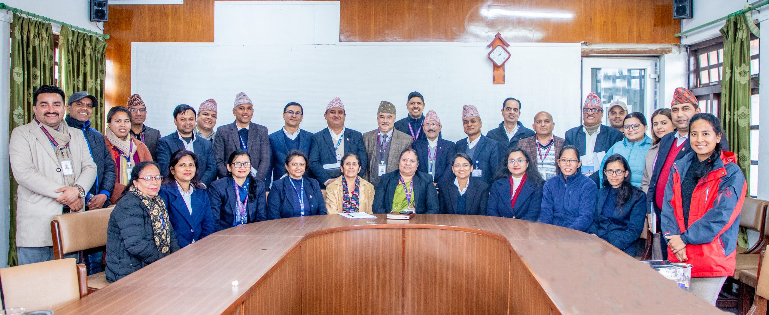 नेपाल सरकारको मन्त्रालयहरू र सङ्घीय निकायका नीति तथा योजना हेर्ने महाशाखा/शाखाका प्रमुखहरूसँग नीति अनुसन्धान प्रतिष्ठानको अन्तर्क्रिया कार्यक्रम