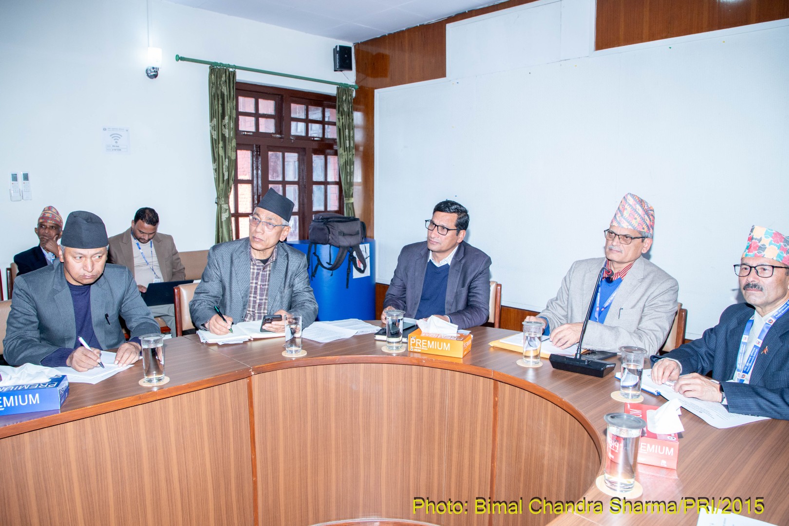 “विदेशमा रहेका तथा नेपालमै निर्वाचन क्षेत्र बाहिर रहेका नेपाली नागरिकहरूलाई मतदानमा सहभागी गराउने उपायहरू” विषयक सार्वजनिक नीति संवाद सम्पन्न