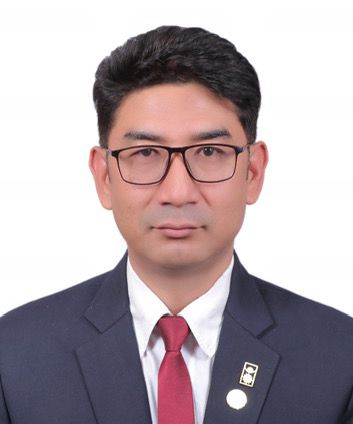 रोशन श्रेष्ठ