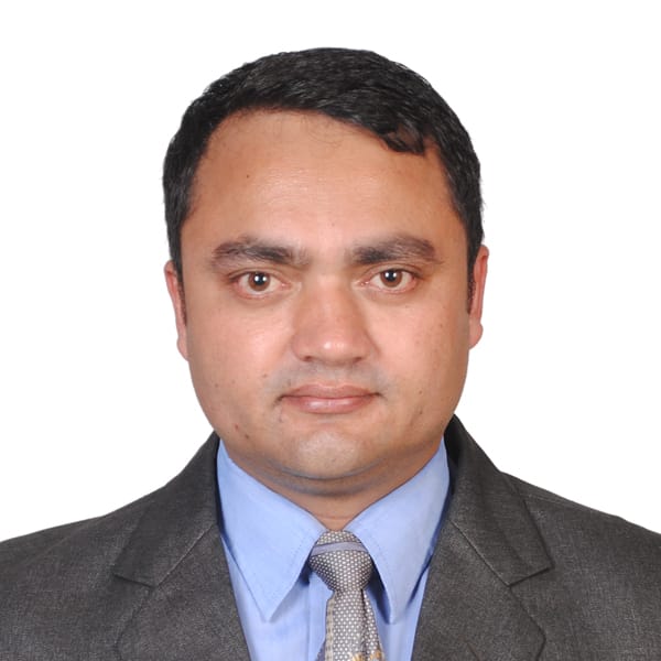 सुरेश अधिकारी