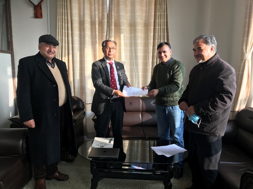 नेपालमा कोभिड – १९ को असर तथा उत्थानशील सुख (Resilient Wellbeing) सम्बन्धी अध्ययन परियोजनाका लागि हस्ताक्षर