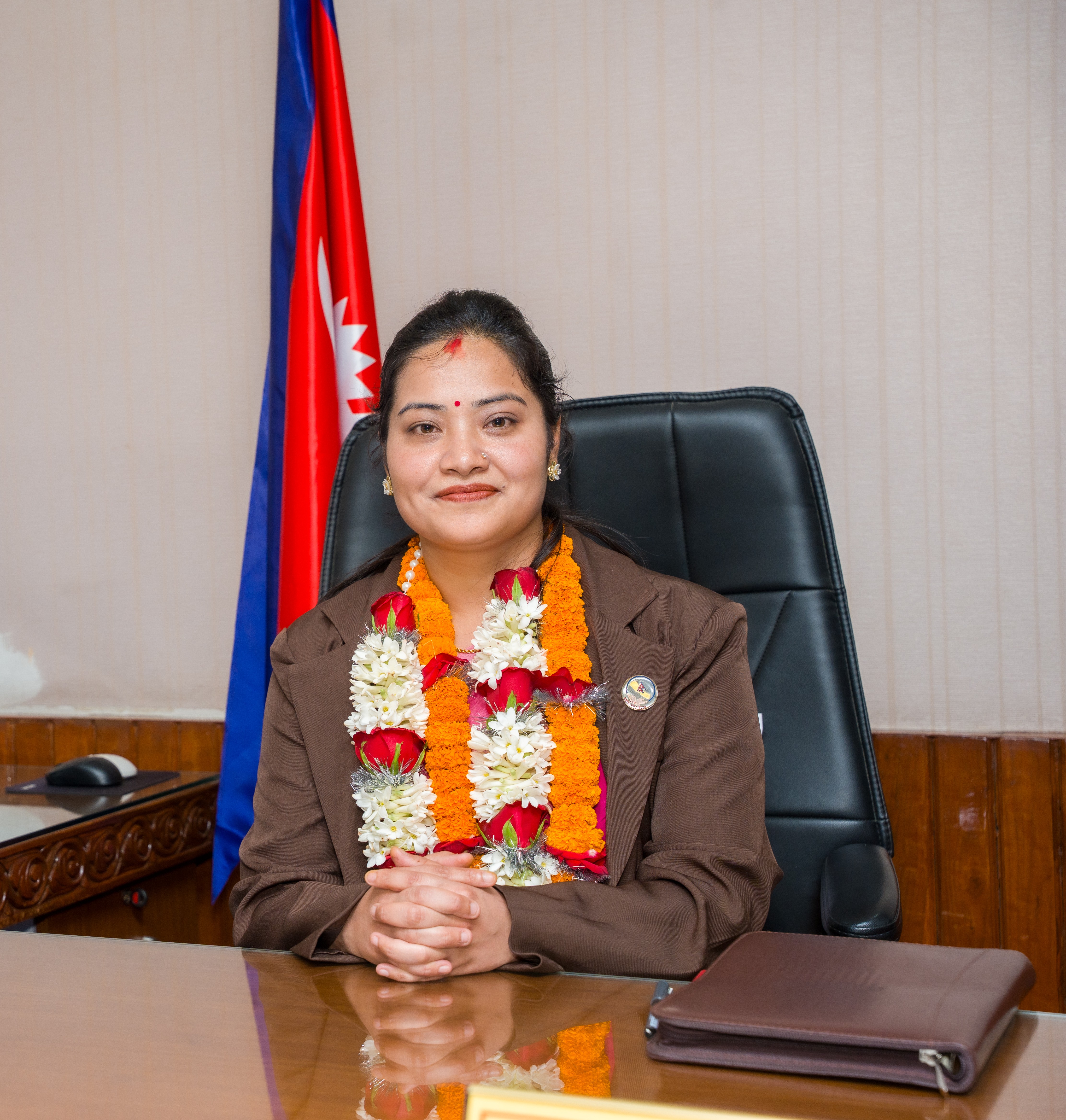 माननीय मन्त्री